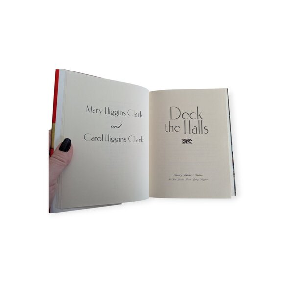 Deck the Halls by Mary Higgins Clark & Carol Higgins Clark Hard Cover Book - Picture 11 of 12